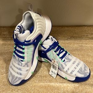 Adidas TRAE UNLIMITED BASKETBALL SHOES Mens Size 10.5
